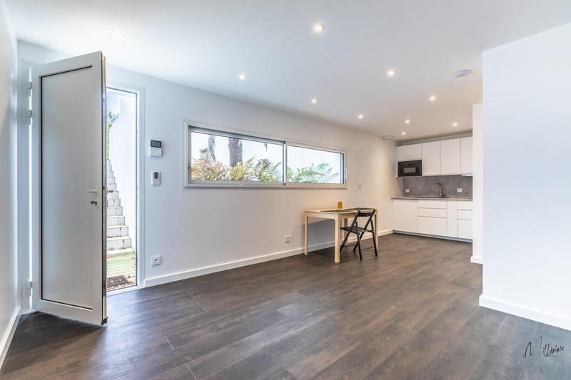 Maison - 311 m² - 8 pièces