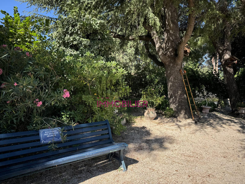 Maison - 200 m² - 5 pièces