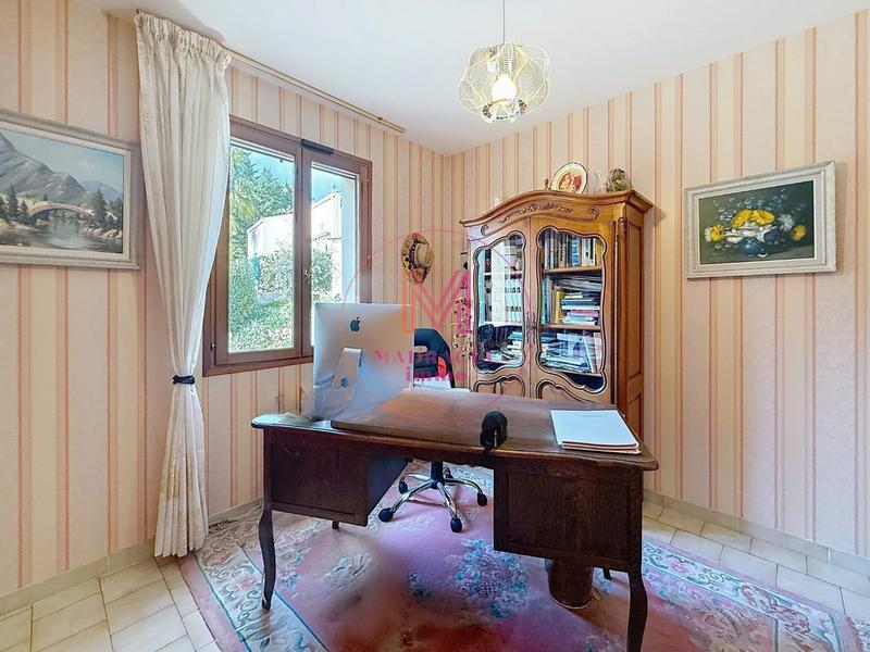 Maison - 160 m² - 5 pièces