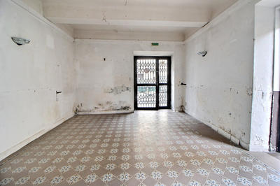 Local commercial - 30 m² - 2 pièces