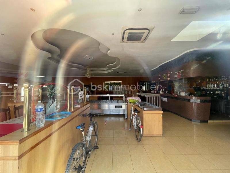 Immeuble - 700 m² - 8 pièces