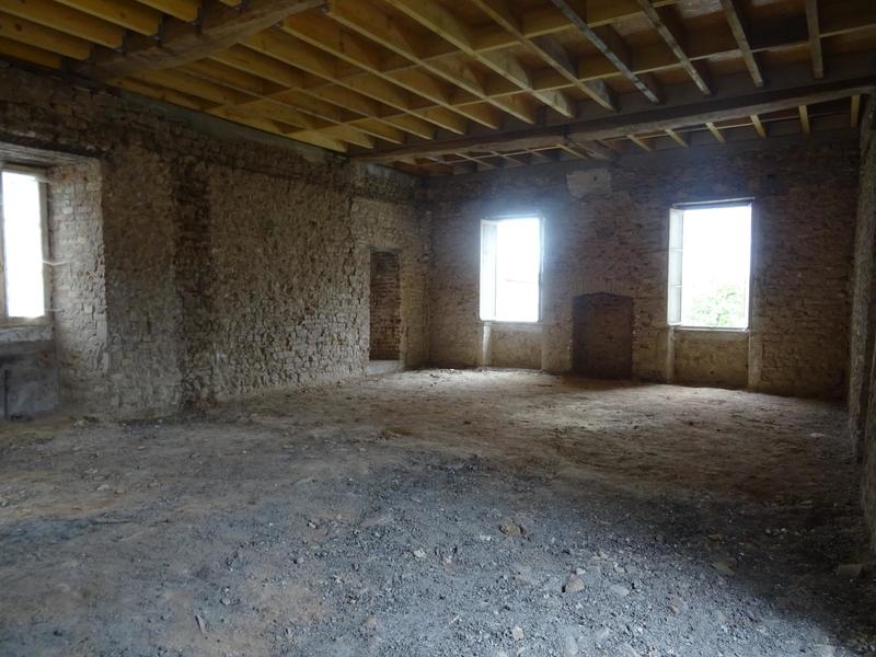 Maison - 250 m² - 8 pièces