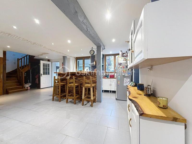 Maison - 173 m² - 7 pièces