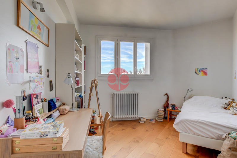 Appartement - 85 m² - 4 pièces