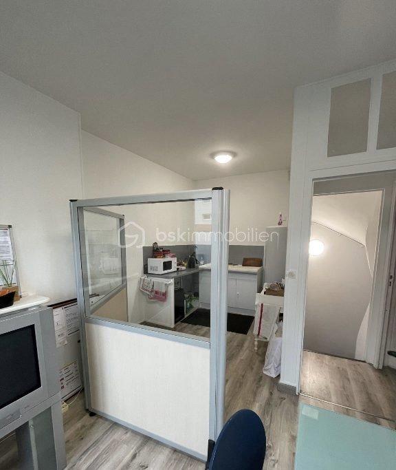 Immeuble - 200 m² - 11 pièces