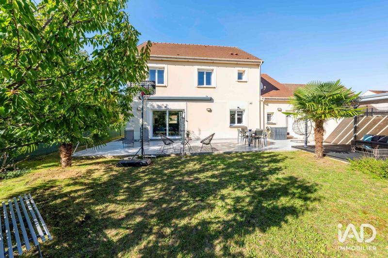 Maison - 176 m² - 6 pièces