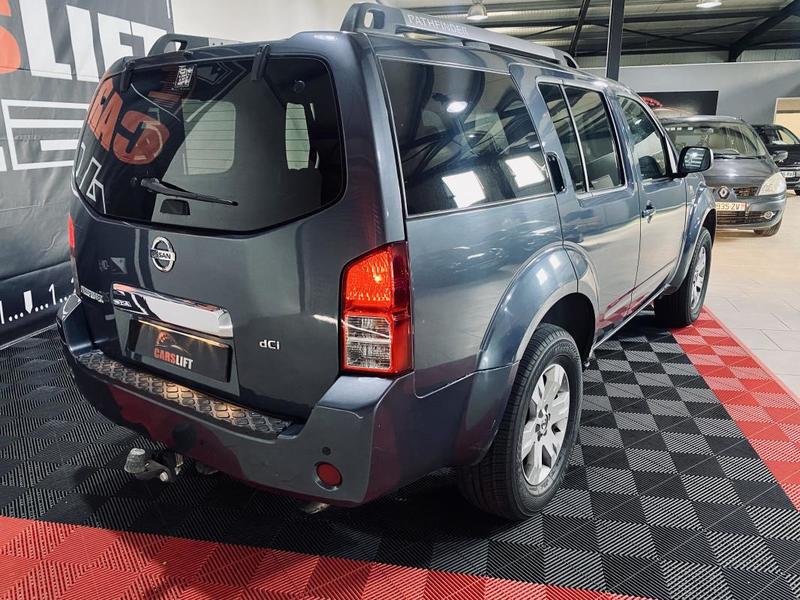 Nissan Pathfinder 2.5 dCi Pack Elégance 174 ch- Garantie 6 Mois