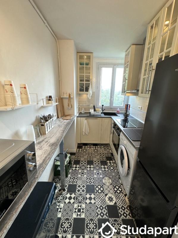 Chambre - 13 m² - 1 pièce