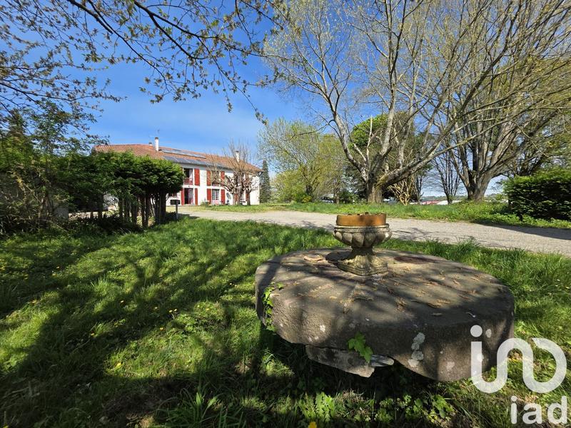 Maison - 350 m² - 11 pièces