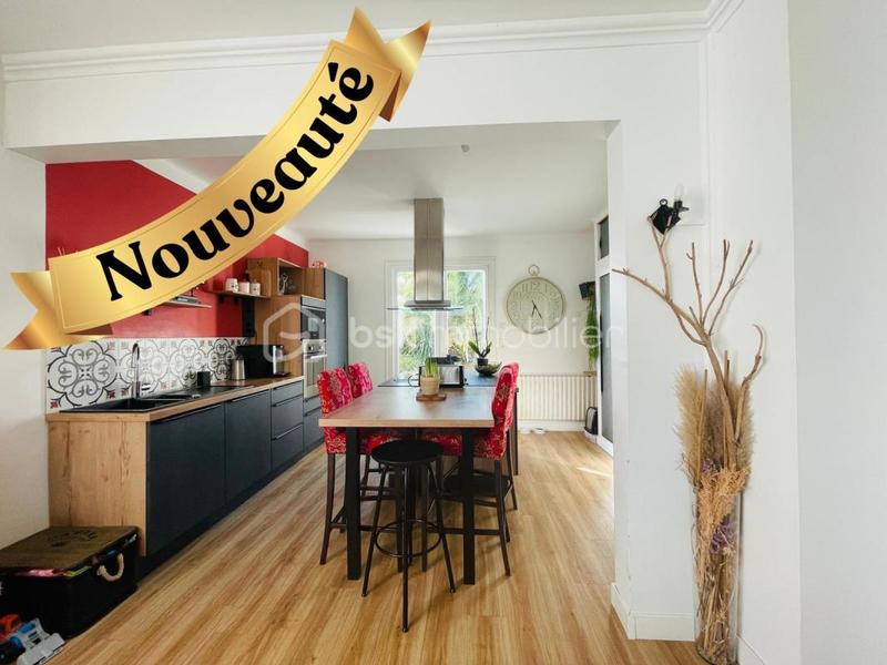 Maison - 132 m² - 6 pièces