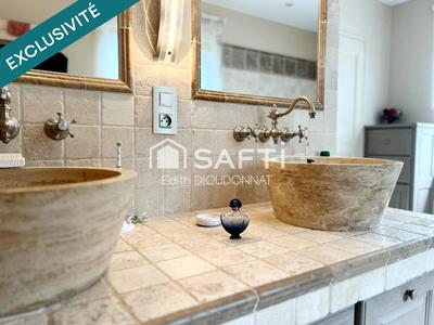 Maison de maîtres - 400 m² - 11 pièces