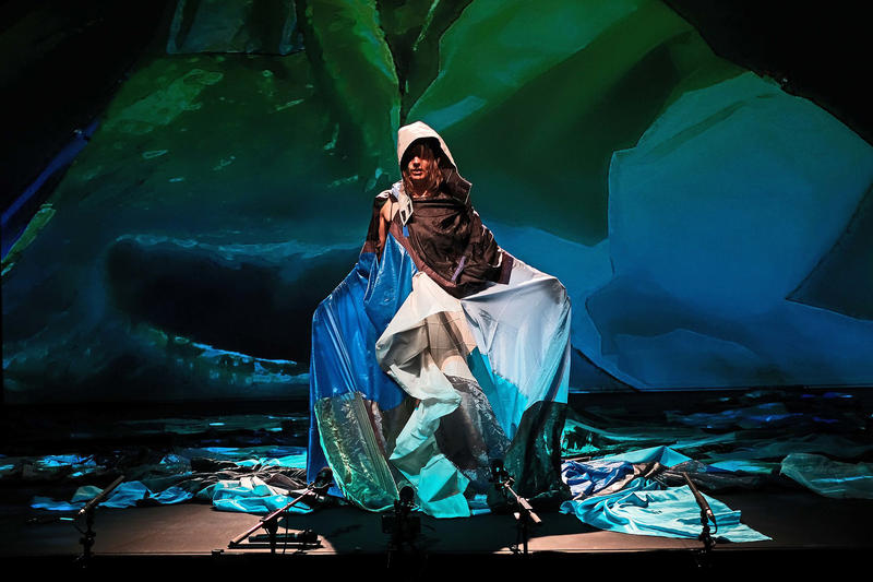 &quot;Alarm clocks...&quot; Robyn Orlin, Camille &amp; Phuphuma Love Minus