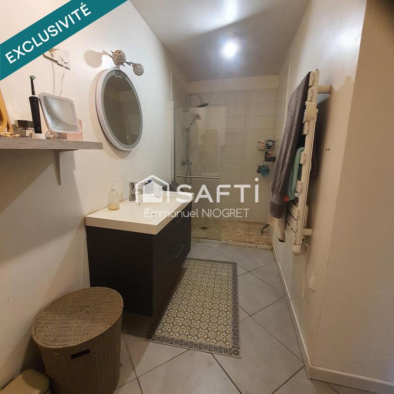 Maison - 175 m² - 6 pièces