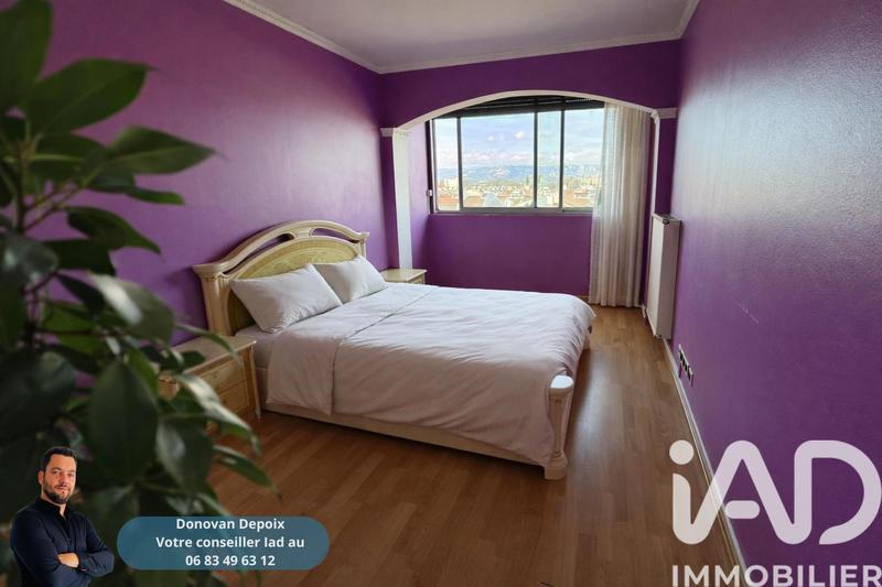 Appartement - 95 m² - 5 pièces