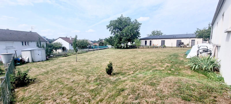 Maison - 99 m² - 5 pièces