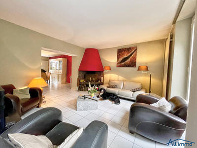 Maison ancienne - 180 m² - 6 pièces