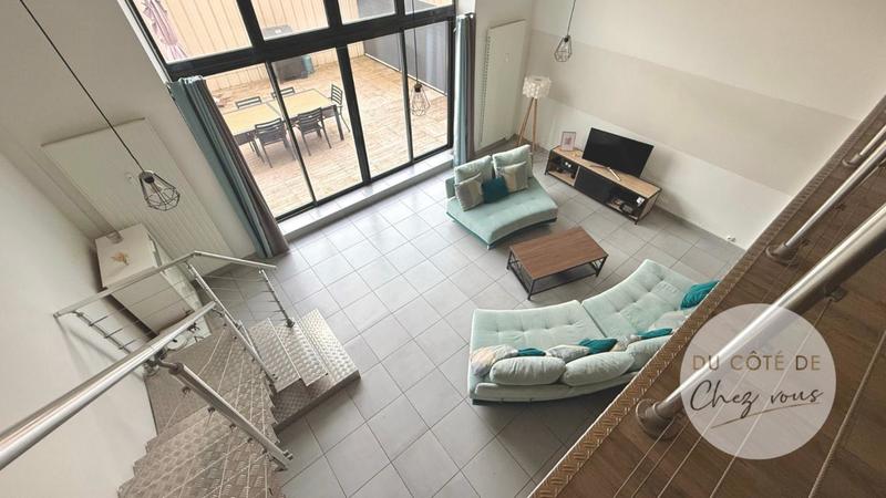 Loft - 148 m² - 5 pièces