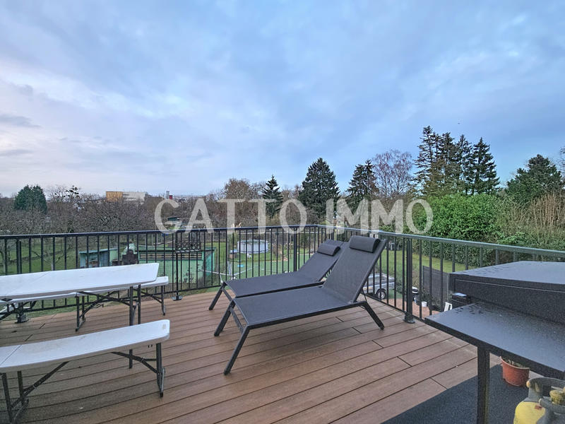 Maison - 140 m² - 5 pièces