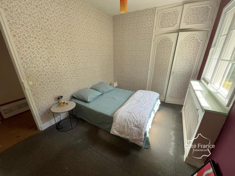 Propriété - 236 m² - 8 pièces