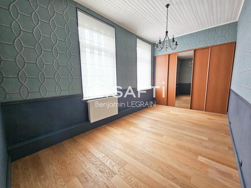 Maison - 204 m² - 8 pièces