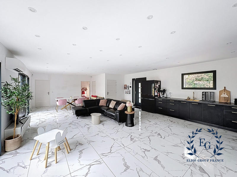 Maison - 130 m² - 4 pièces