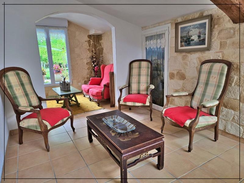 Propriété - 350 m² - 9 pièces