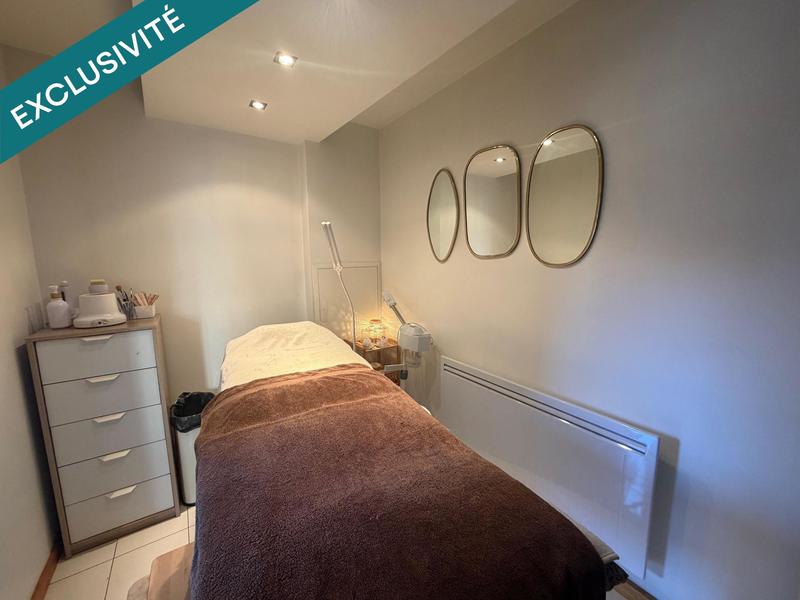 Local commercial - 16 m² - 2 pièces