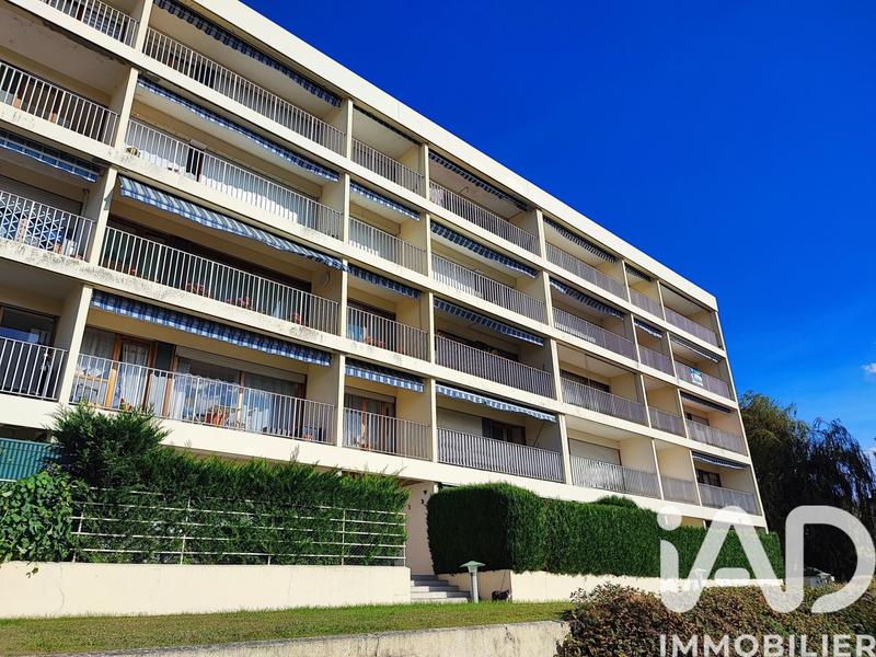 Appartement - 102 m² - 5 pièces