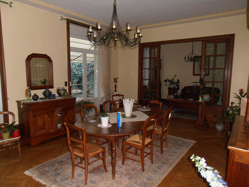 Maison - 260 m² - 8 pièces
