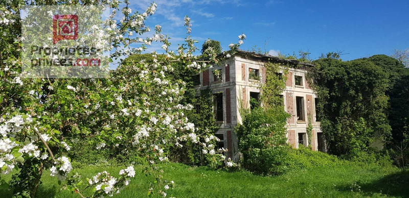 Demeure - 400 m² - 14 pièces