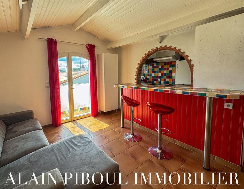 Maison traditionnelle - 208 m² - 8 pièces