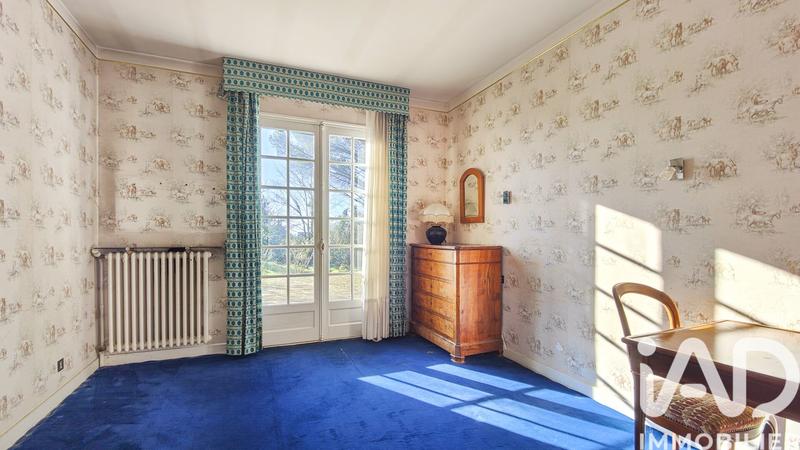 Maison - 255 m² - 9 pièces