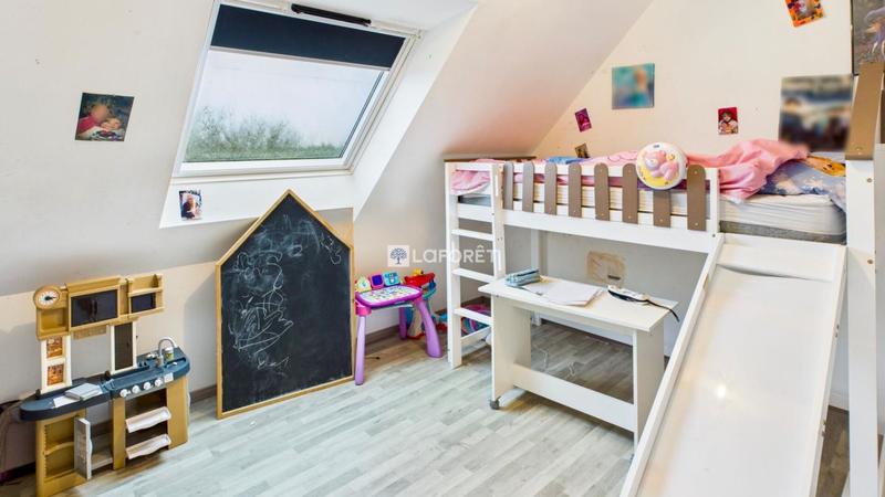 Maison - 92 m² - 5 pièces