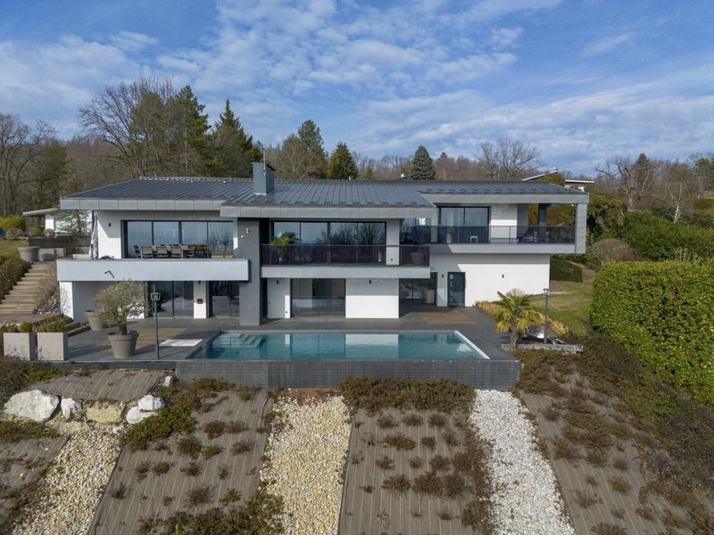 Villa - 355 m² - 5 pièces