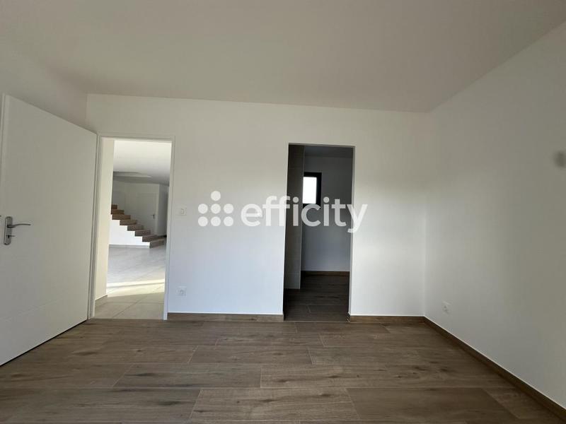 Maison - 106 m² - 5 pièces