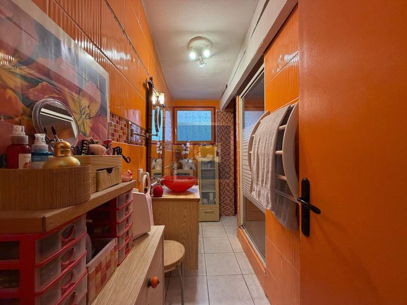 Maison - 96 m² - 4 pièces