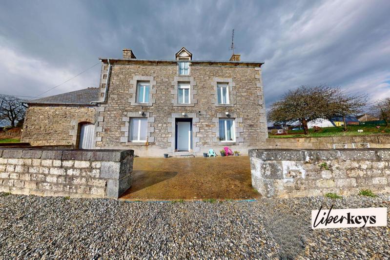 Maison en pierre - 88 m² - 4 pièces