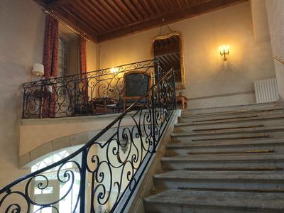 Maison - 746 m² - 15 pièces