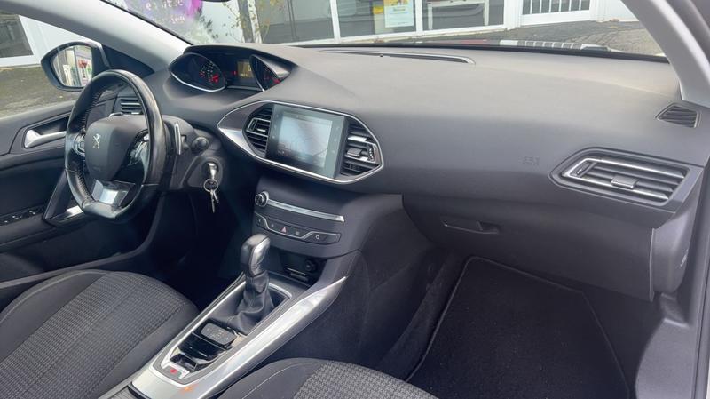 Peugeot 308 II 1.5 BlueHDi 130 Eat6 Active - Automatique