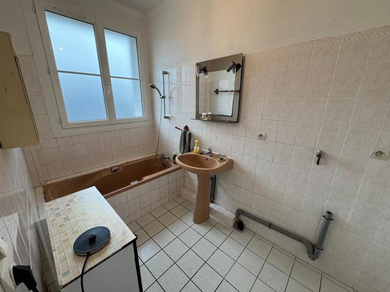 Appartement - 75 m² - 3 pièces