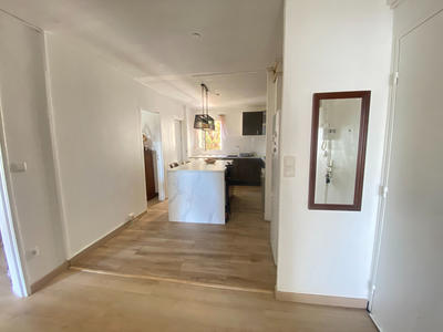 Appartement - 84 m² - 3 pièces