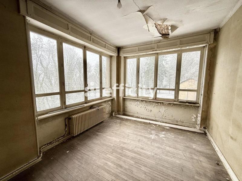 Demeure - 395 m² - 12 pièces