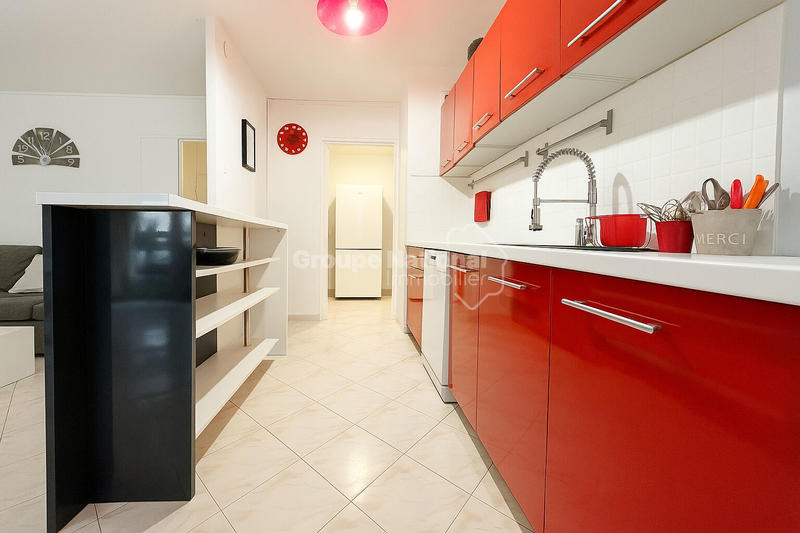 Appartement - 84 m² - 4 pièces