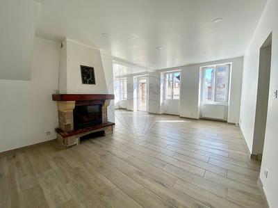Maison - 146 m² - 6 pièces