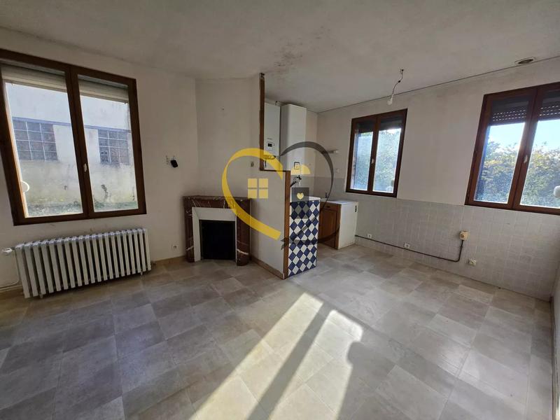 Maison - 226 m² - 11 pièces