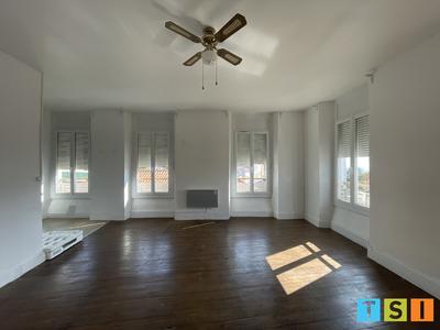 Appartement - 107 m² - 4 pièces