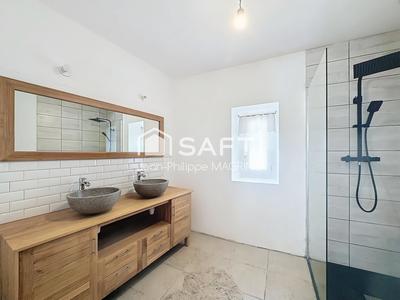 Maison - 178 m² - 5 pièces