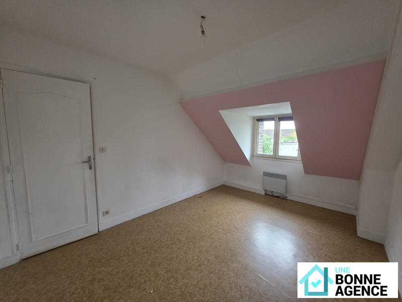 Maison traditionnelle - 166 m² - 6 pièces