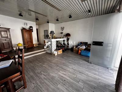 Maison de ville - 135 m² - 7 pièces