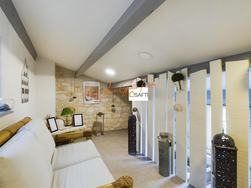 Maison - 184 m² - 6 pièces